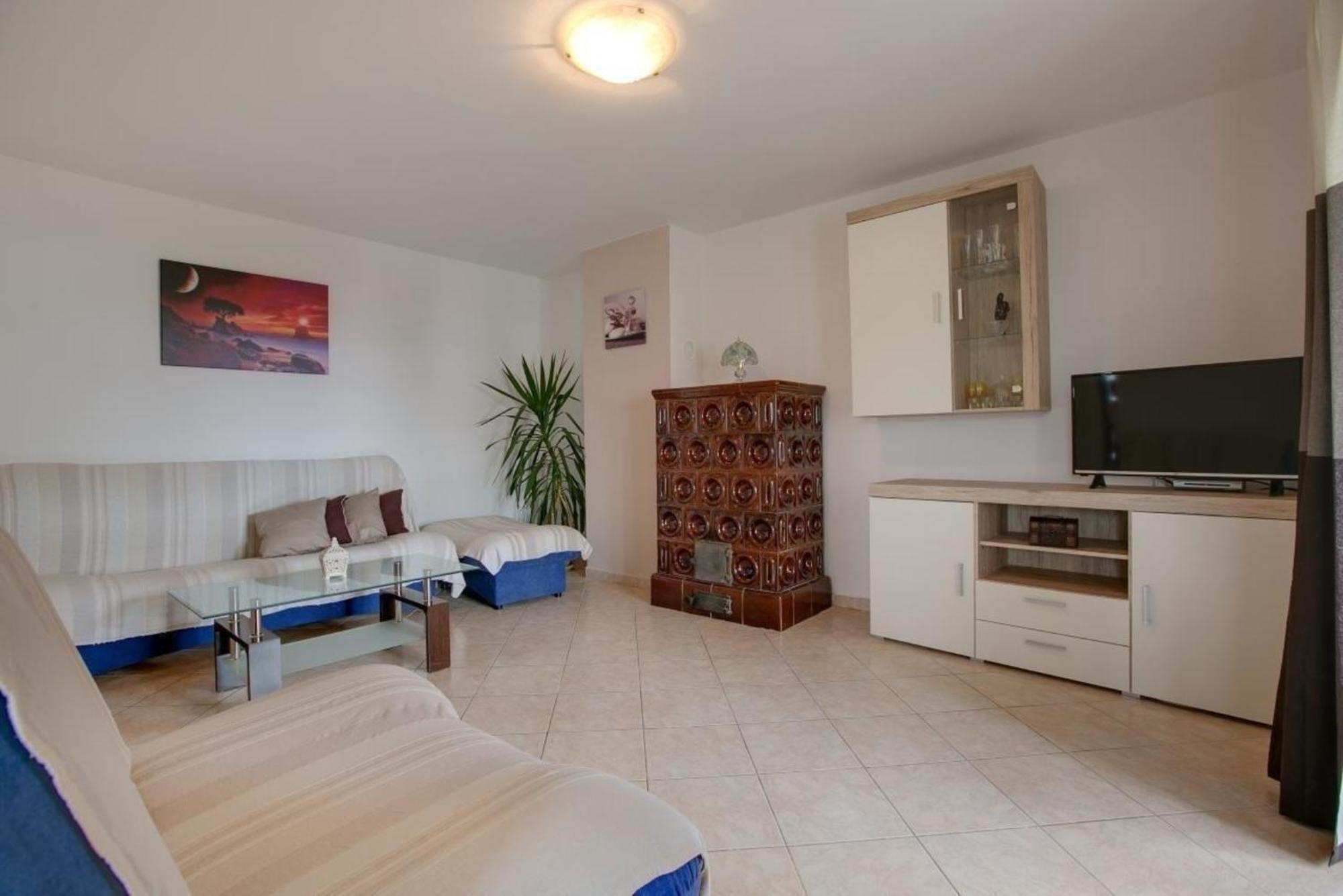 Appartement In Pula Mit Terrasse, Garten Und Grill Štinjan Zewnętrze zdjęcie